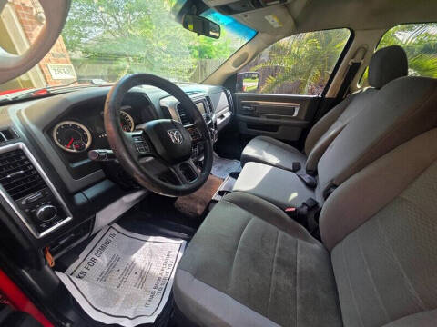 2017 RAM 1500 SLT