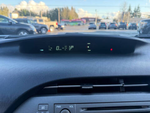 2014 Toyota Prius Three