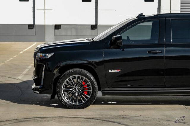 2023 Cadillac Escalade-V