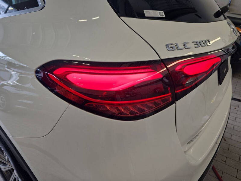 2023 Mercedes-Benz GLC GLC 300