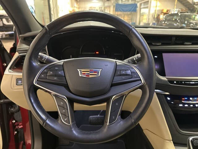 2018 Cadillac XT5 Luxury