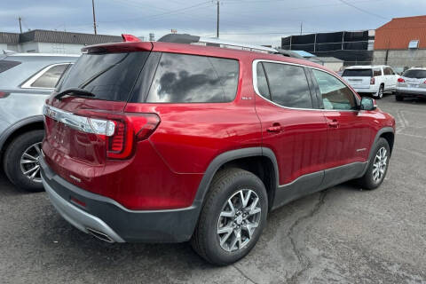 2023 GMC Acadia SLT