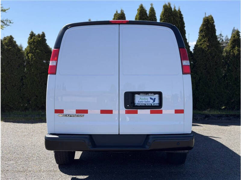 2021 Chevrolet Express 2500