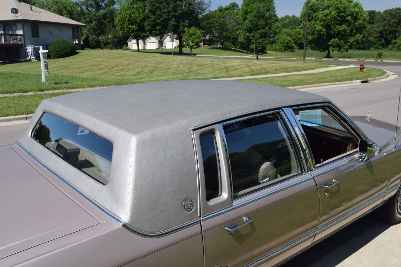 1991 Cadillac Brougham 94