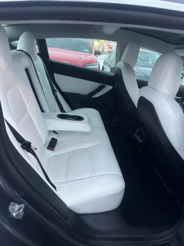 2020 Tesla Model 3 Long Range