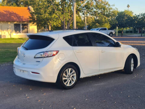 2013 Mazda MAZDA3 i Grand Touring