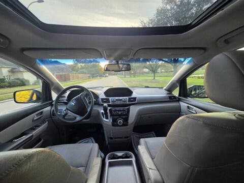 2011 Honda Odyssey EX-L w/DVD