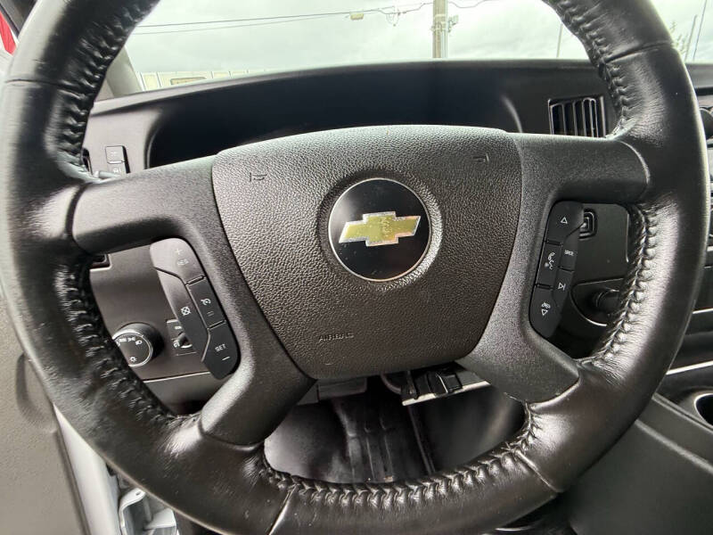 2021 Chevrolet Express 2500