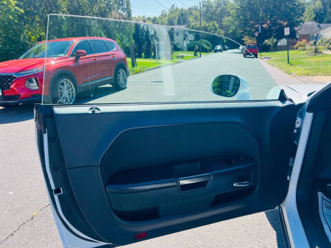 2013 Dodge Challenger SXT