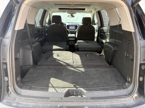 2017 GMC Acadia SLE-2