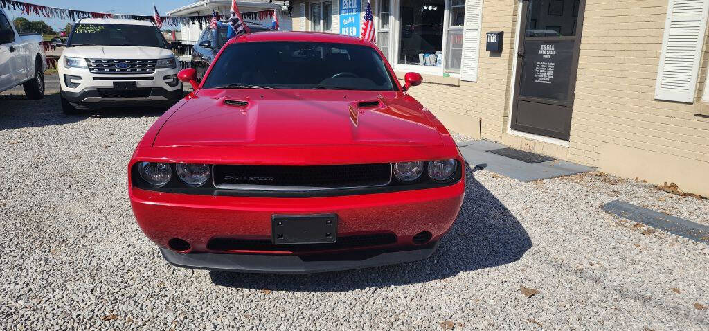 2013 Dodge Challenger for sale at ESELL AUTO SALES in Cahokia, IL