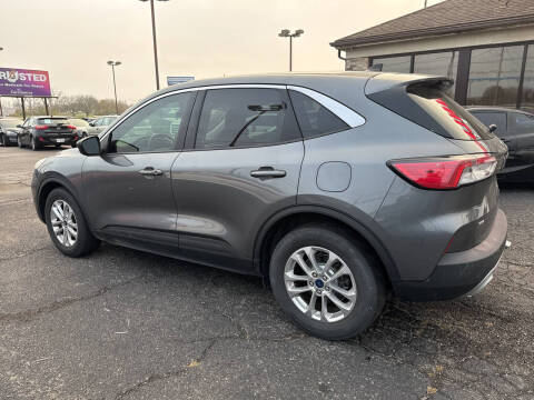 2022 Ford Escape SE