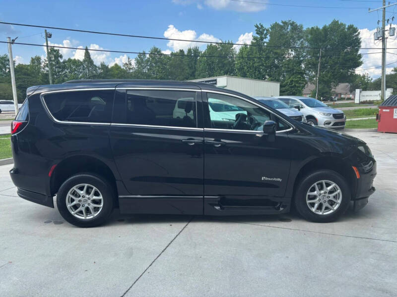 2021 Chrysler Voyager LXi