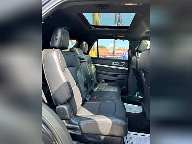 2016 Ford Explorer Sport