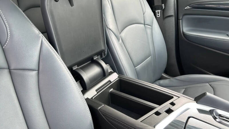 2024 Buick Enclave Premium