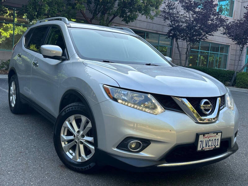Image 2 of 2015 Nissan Rogue SV