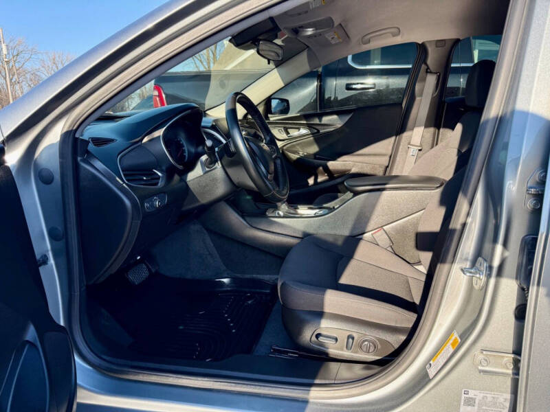 2025 Chevrolet Malibu RS