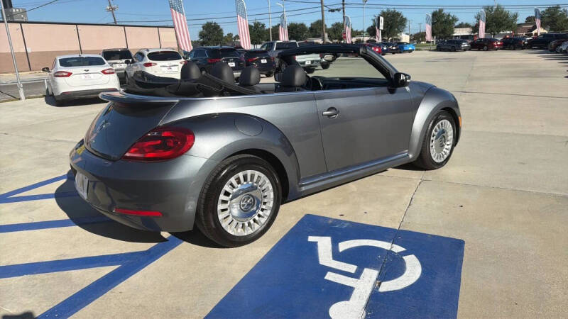 2016 Volkswagen Beetle Convertible