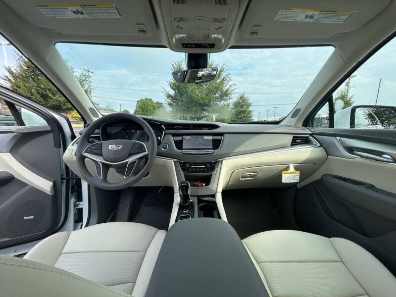 2025 Cadillac XT5 Premium Luxury