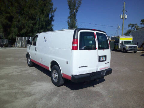 2004 Chevrolet Express 3500