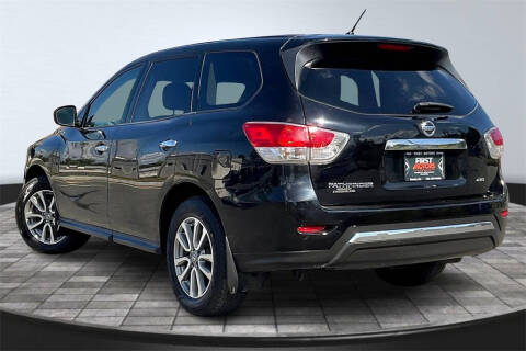 2014 Nissan Pathfinder S