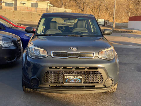 2015 Kia Soul +