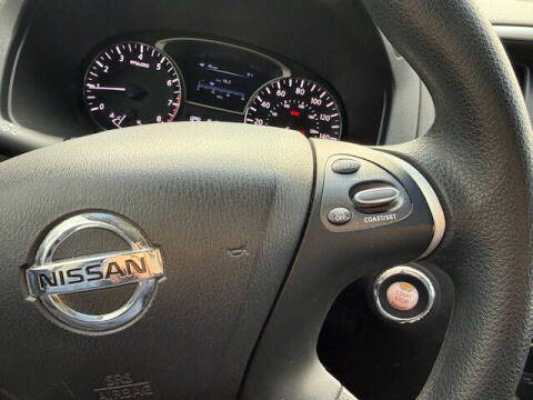 2013 Nissan Pathfinder S