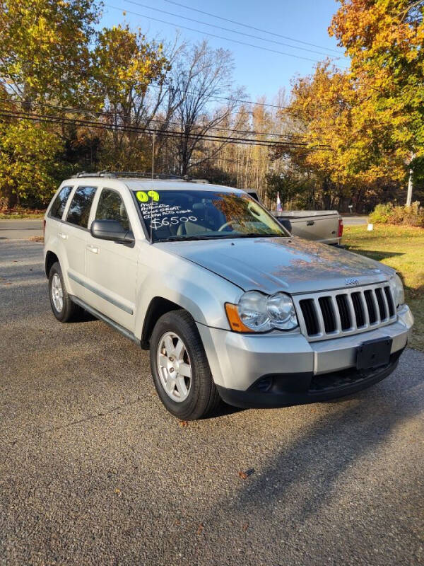 2009 Jeep Grand Cherokee for sale at NICOLES AUTO SALES LLC in Cream Ridge NJ
