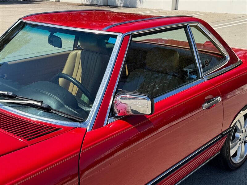 1988 Mercedes-Benz 560-Class 560 SL