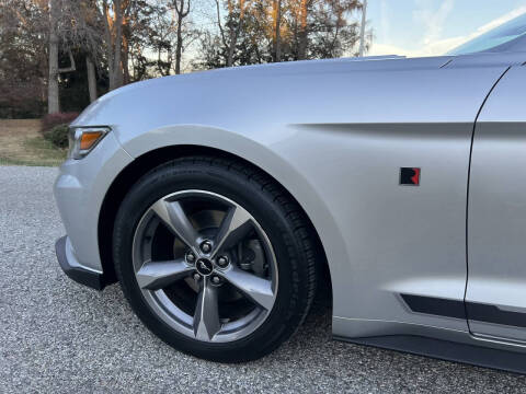 2015 Ford Mustang V6