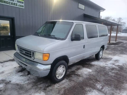 2004 Ford E-Series E-350 SD XLT