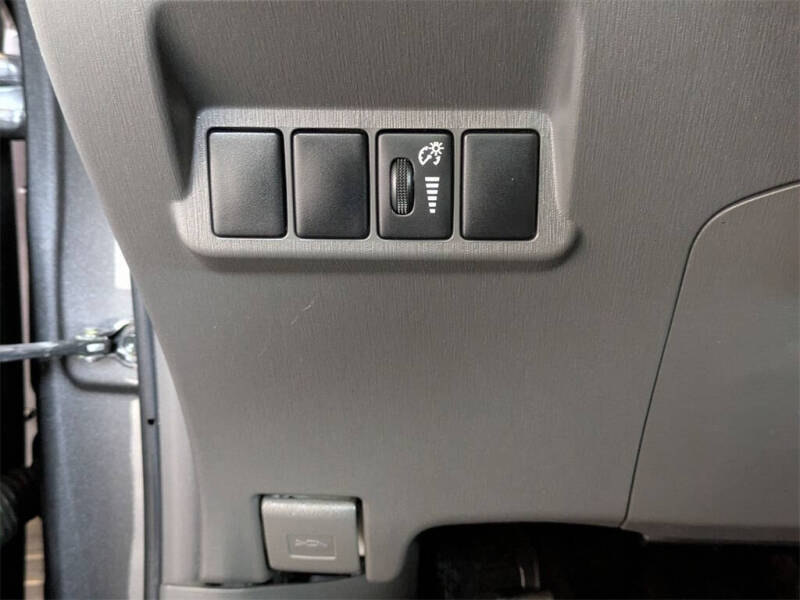 2012 Toyota Prius v Two