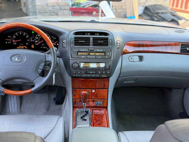 2003 Lexus LS 430