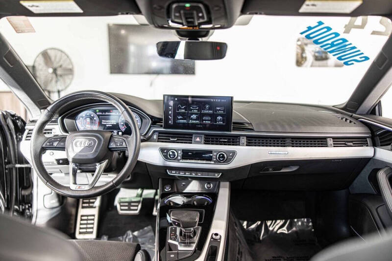 2024 Audi A5 Sportback quattro S line Prestige 45 TFSI