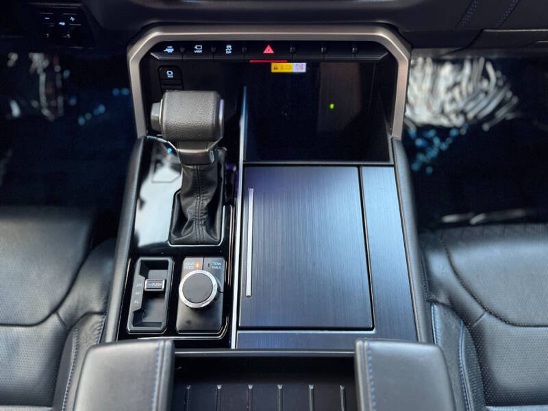 2024 Toyota Tundra Platinum