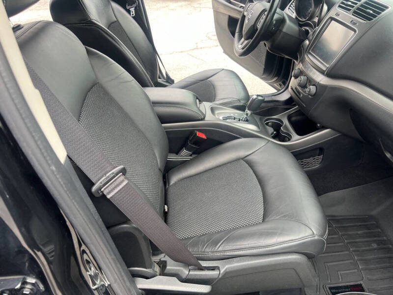 2017 Dodge Journey Crossroad