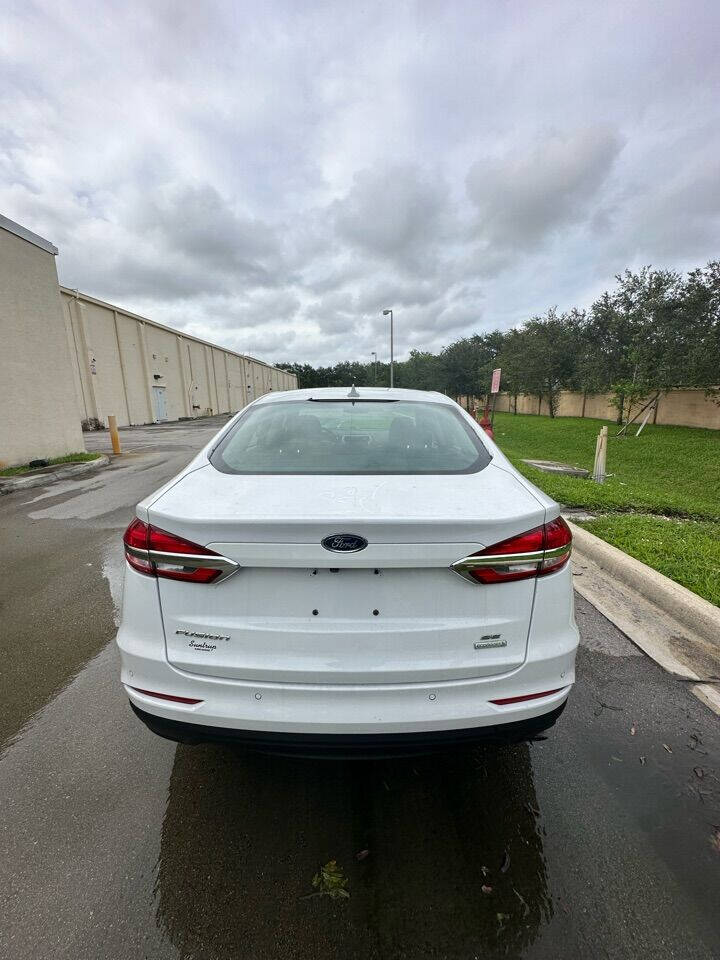 2020 FORD Fusion Sedan - $12,999