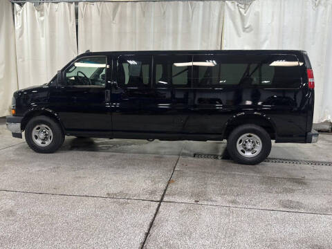 2017 Chevrolet Express LT 3500