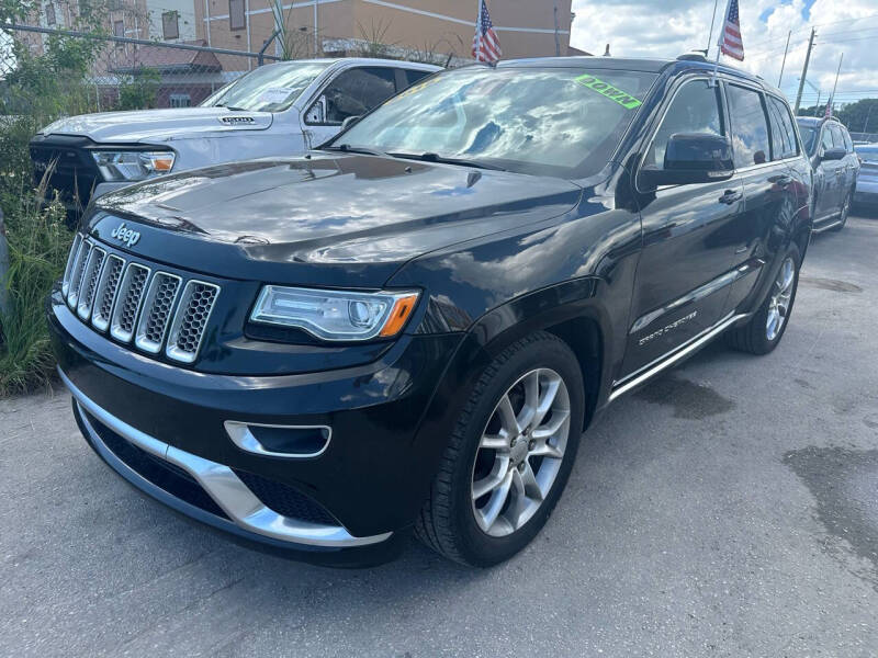 2015 Jeep Grand Cherokee Summit photo 2