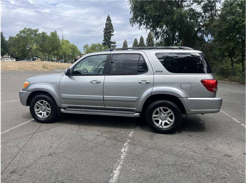 2006 Toyota Sequoia SR5