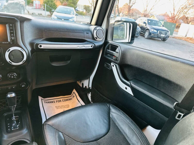 2015 Jeep Wrangler Unlimited Sahara