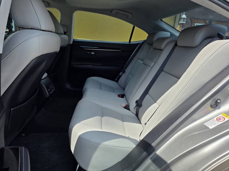 2017 Lexus ES 350