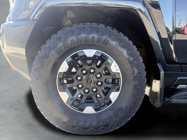 2024 GMC HUMMER EV 2X