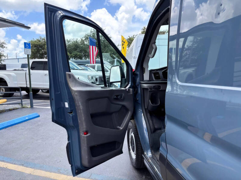 2020 Ford Transit 250