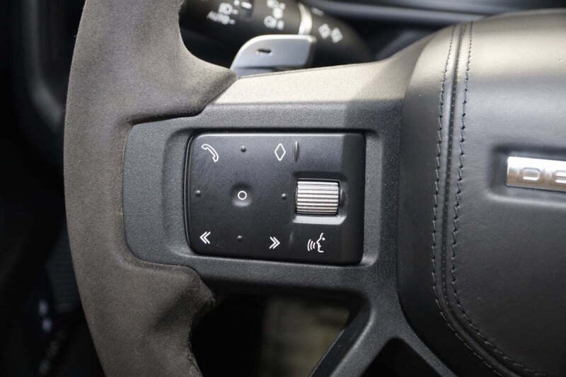 2023 Land Rover Defender 110 V8