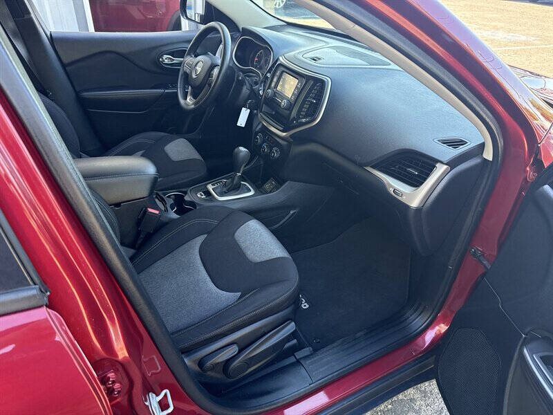 2014 Jeep Cherokee Sport