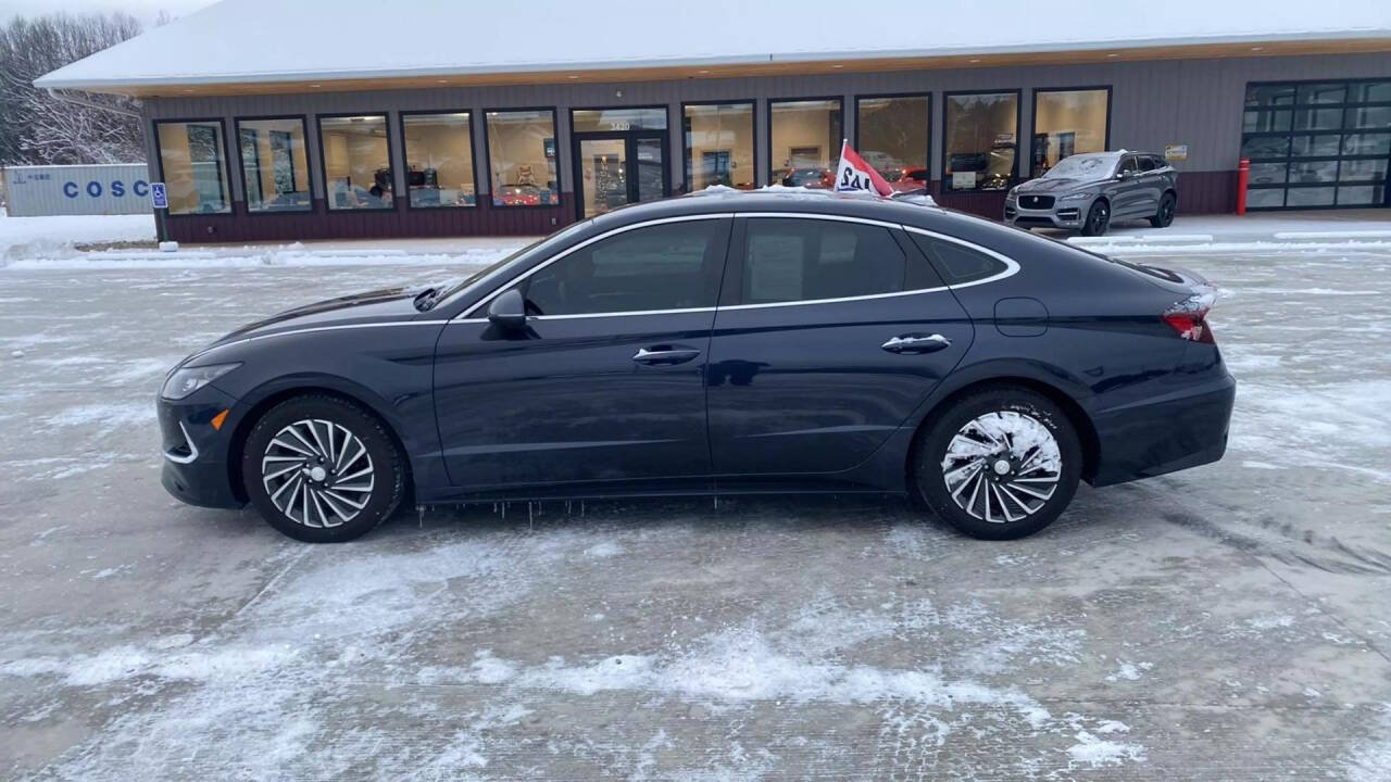 2021 Hyundai SONATA Hybrid for sale at Newcombs North Certified Auto Sales in Metamora, MI