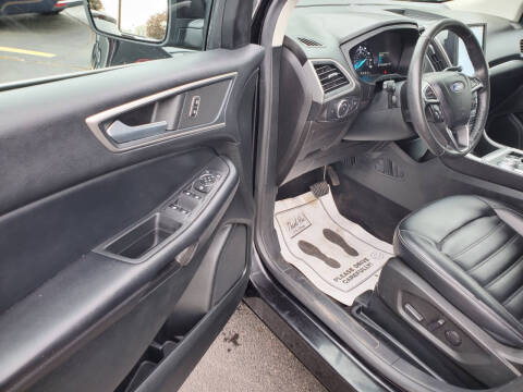 2022 Ford Edge