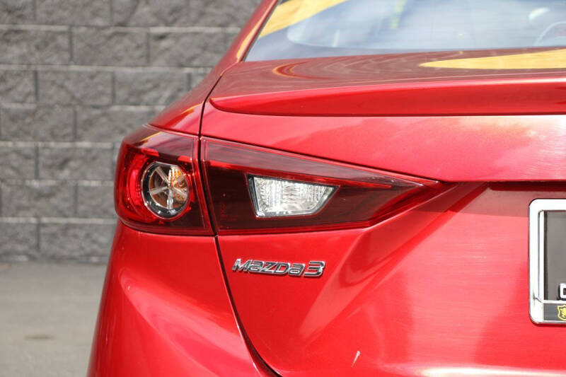 2016 Mazda MAZDA3 i Touring