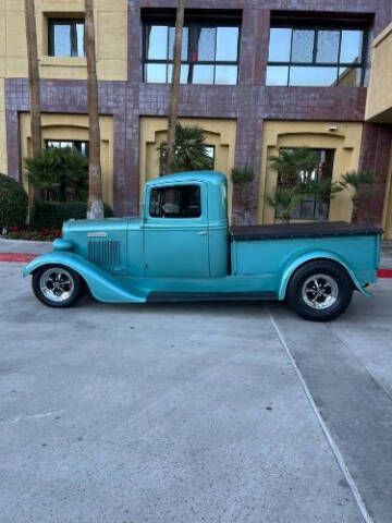 1935 International Pickup